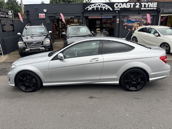 Used Mercedes-Benz C Class 2011 for sale - 79365444: Photo