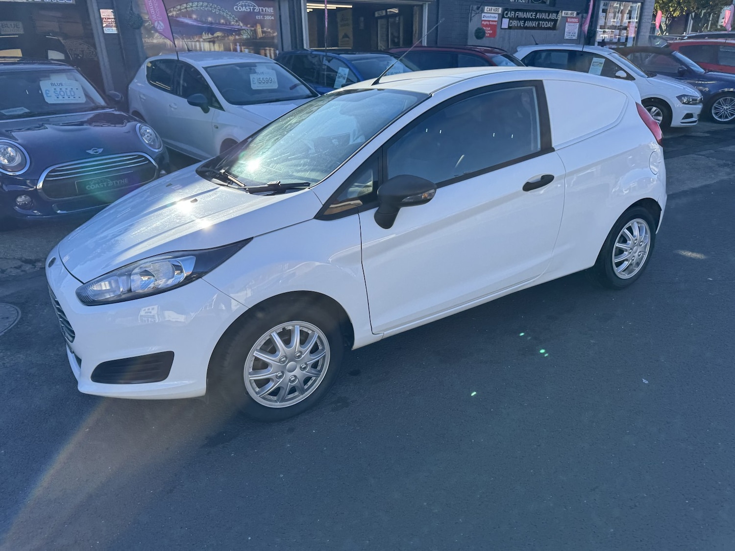Used Ford Fiesta 2014 for sale - 77148213: Photo 10