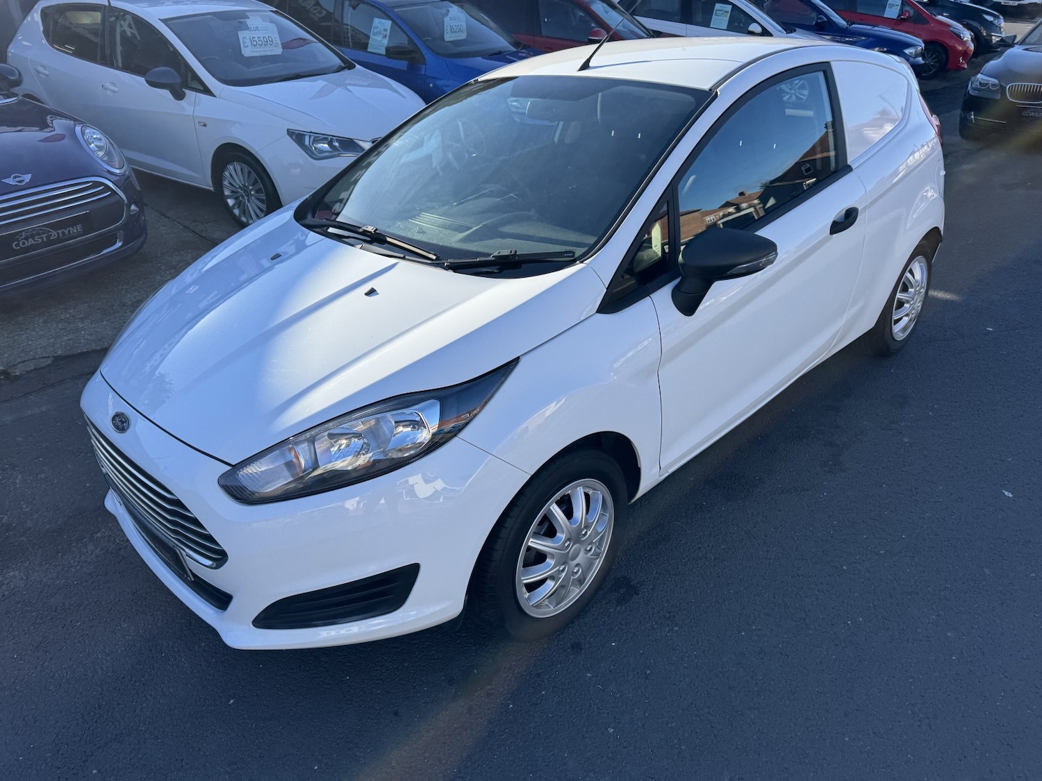Used Ford Fiesta 2014 for sale - 77148213: Photo 4