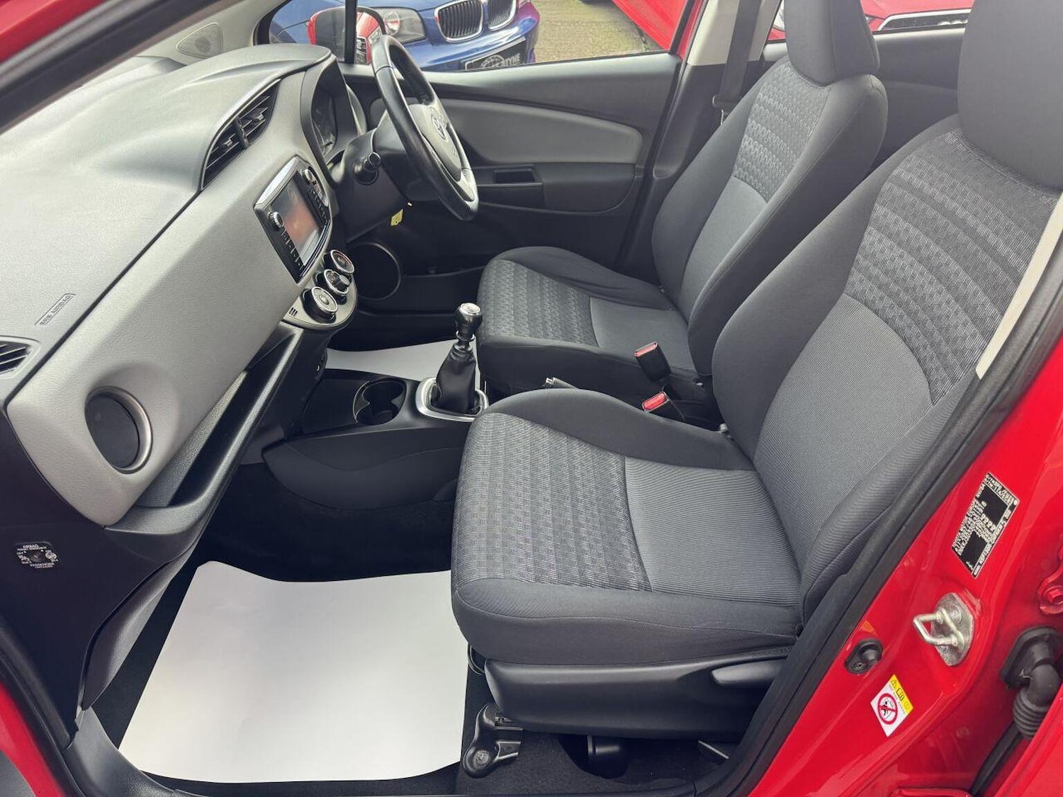 Used Toyota Yaris 2016 for sale - 77002285: Photo 13