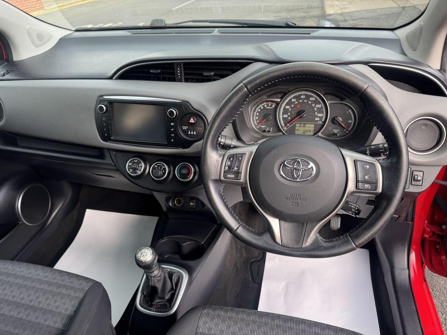 Used Toyota Yaris 2016 for sale - 77002285: Photo 20