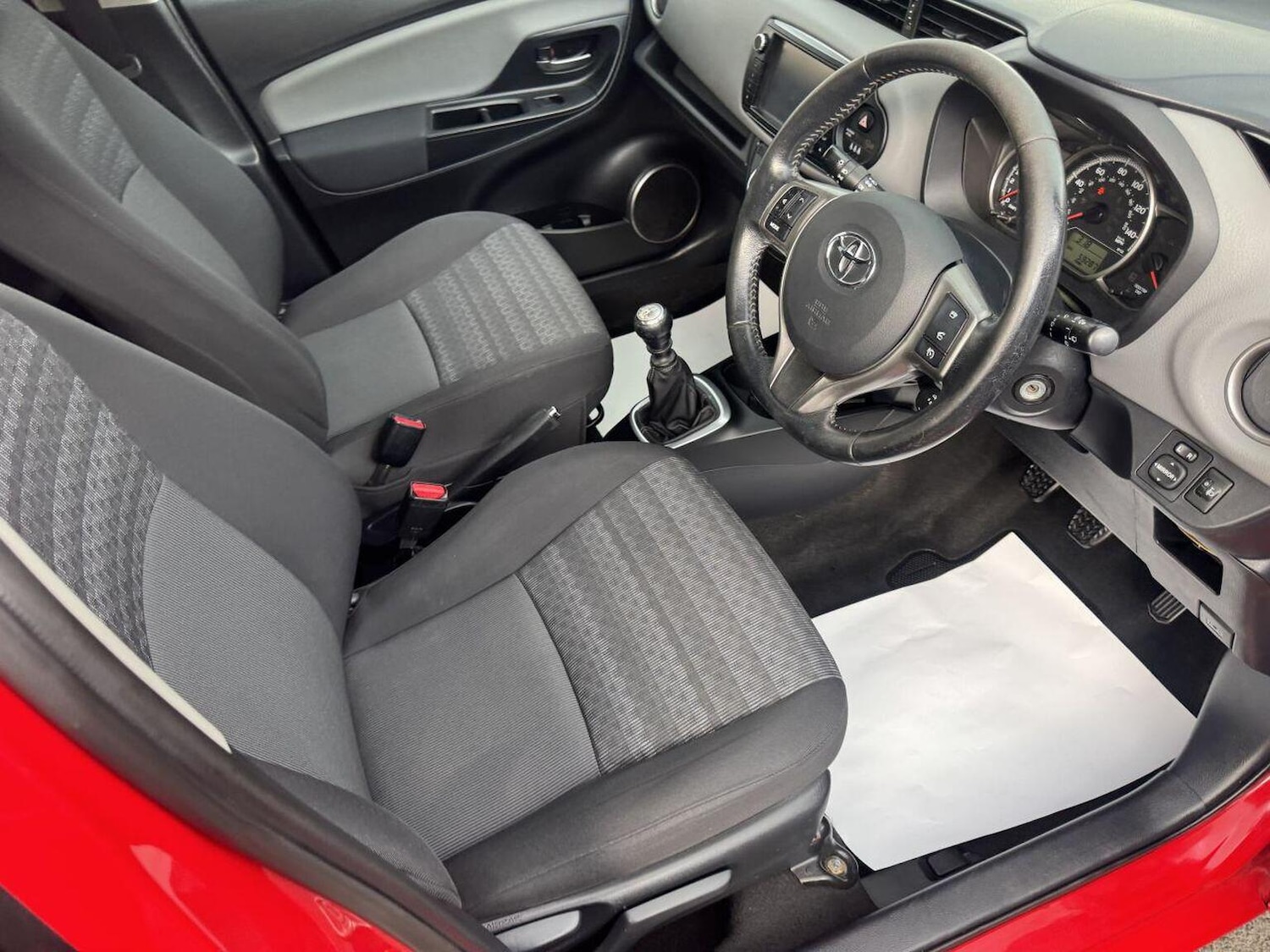 Used Toyota Yaris 2016 for sale - 77002285: Photo 22