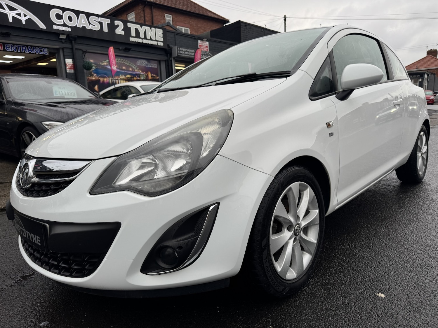 Used Vauxhall Corsa 2014 for sale - 77377774: Photo 1