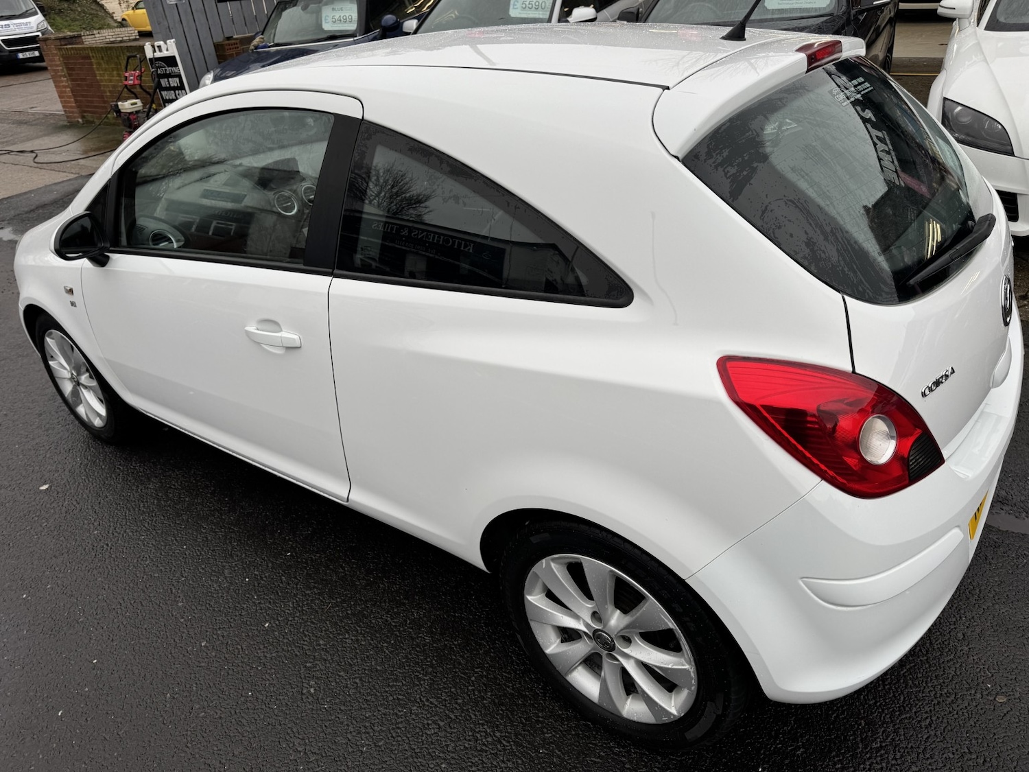Used Vauxhall Corsa 2014 for sale - 77377774: Photo 4