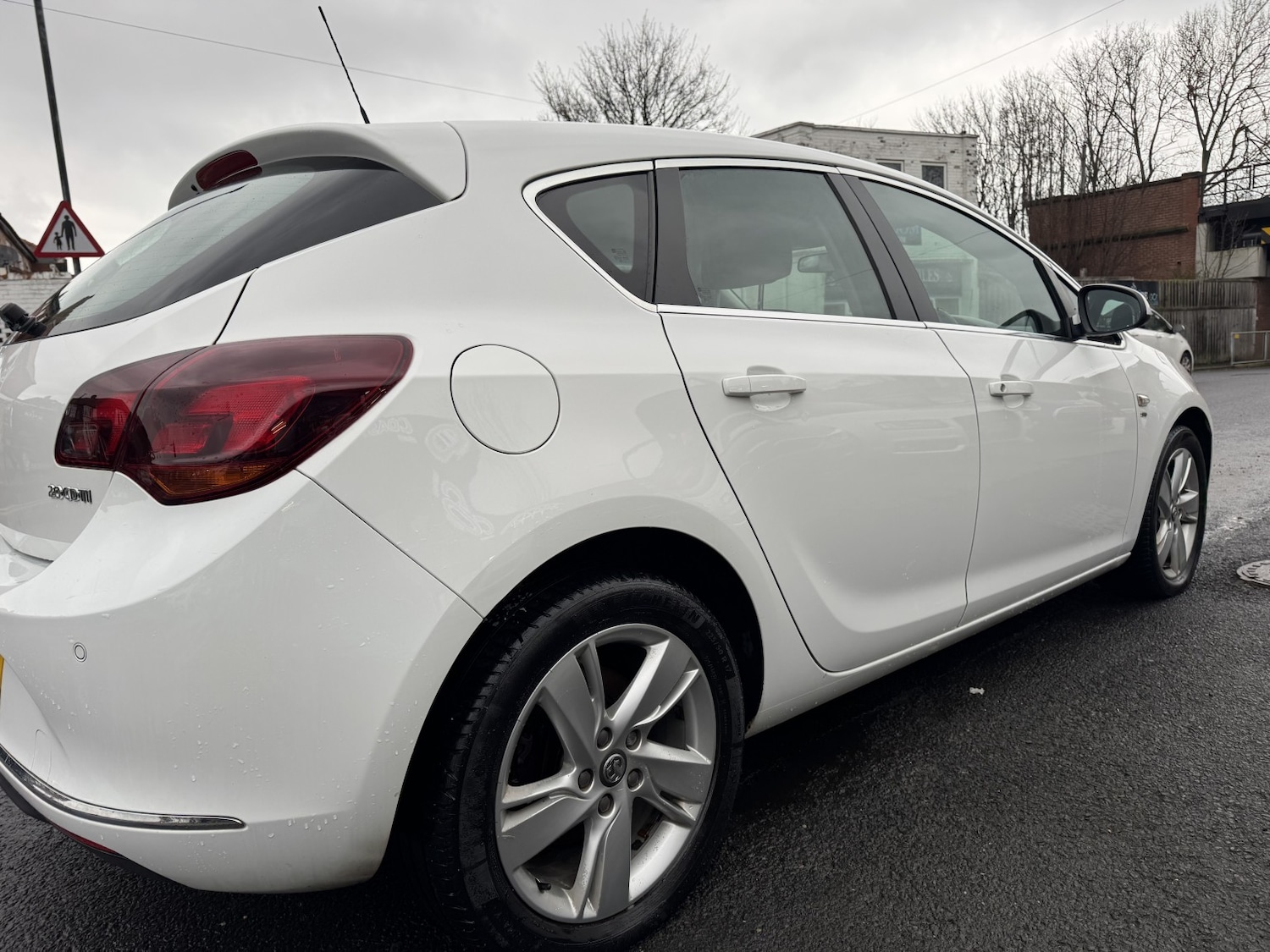 Used Vauxhall Astra 2012 for sale - 77377728: Photo 6