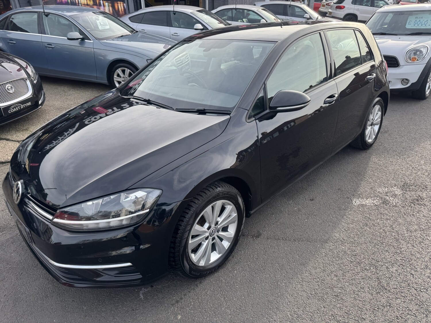 Used Volkswagen Golf 2017 for sale - 77945726: Photo 10