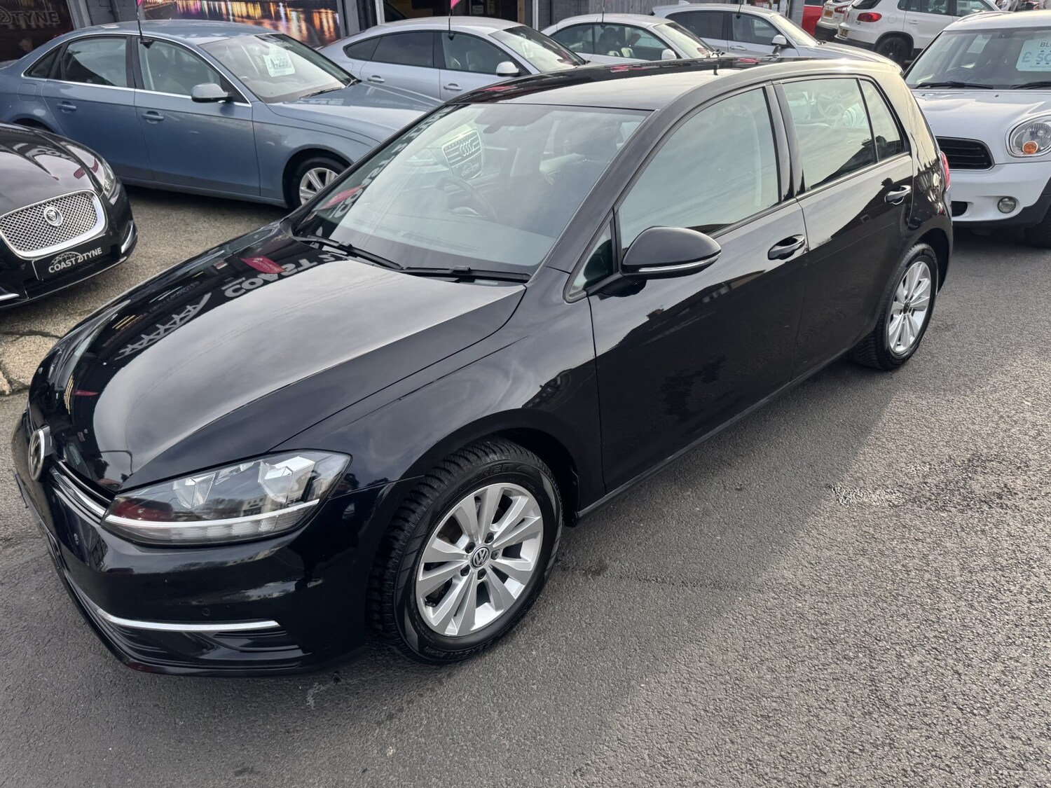 Used Volkswagen Golf 2017 for sale - 77945726: Photo 31