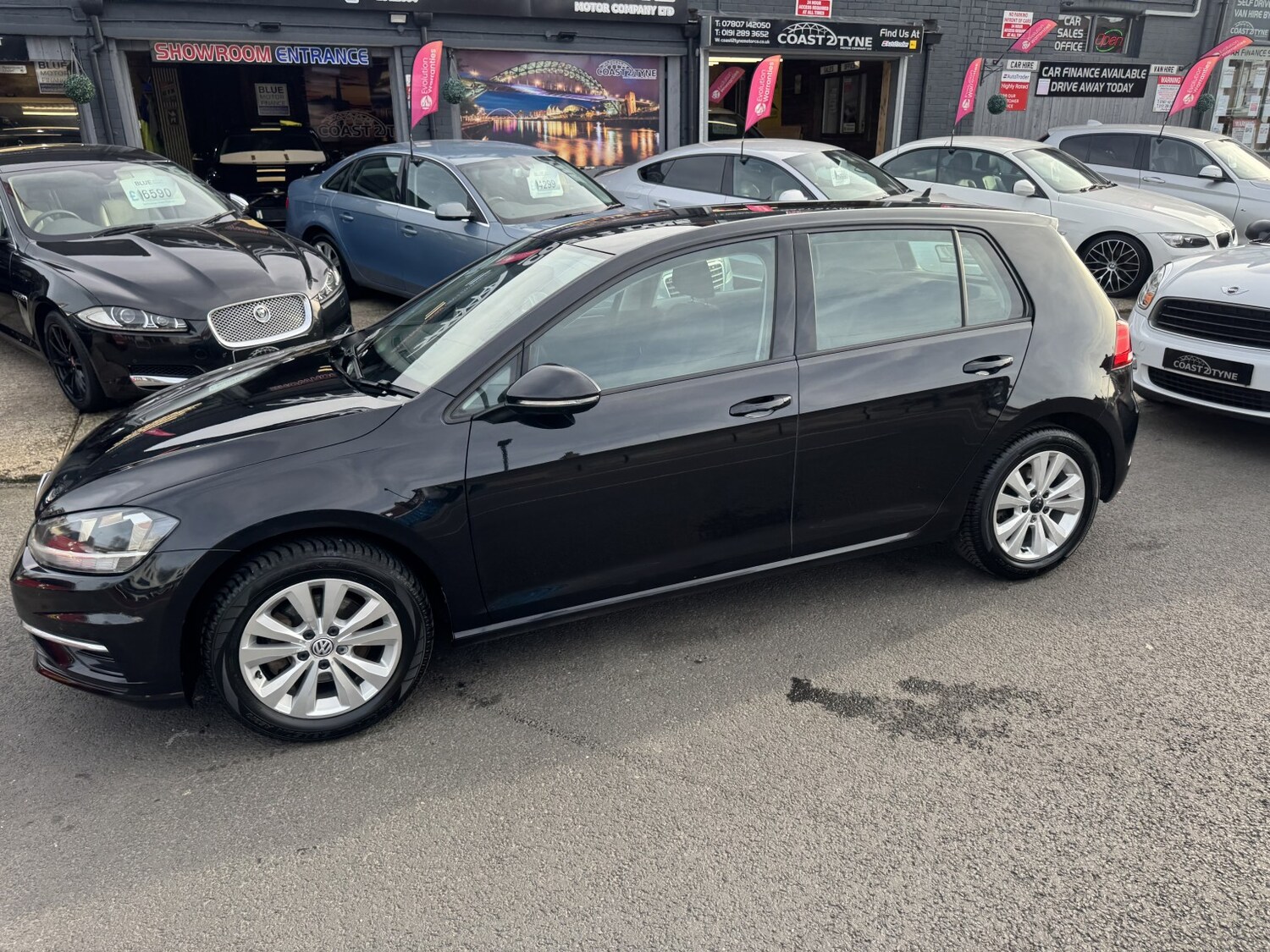 Used Volkswagen Golf 2017 for sale - 77945726: Photo 35