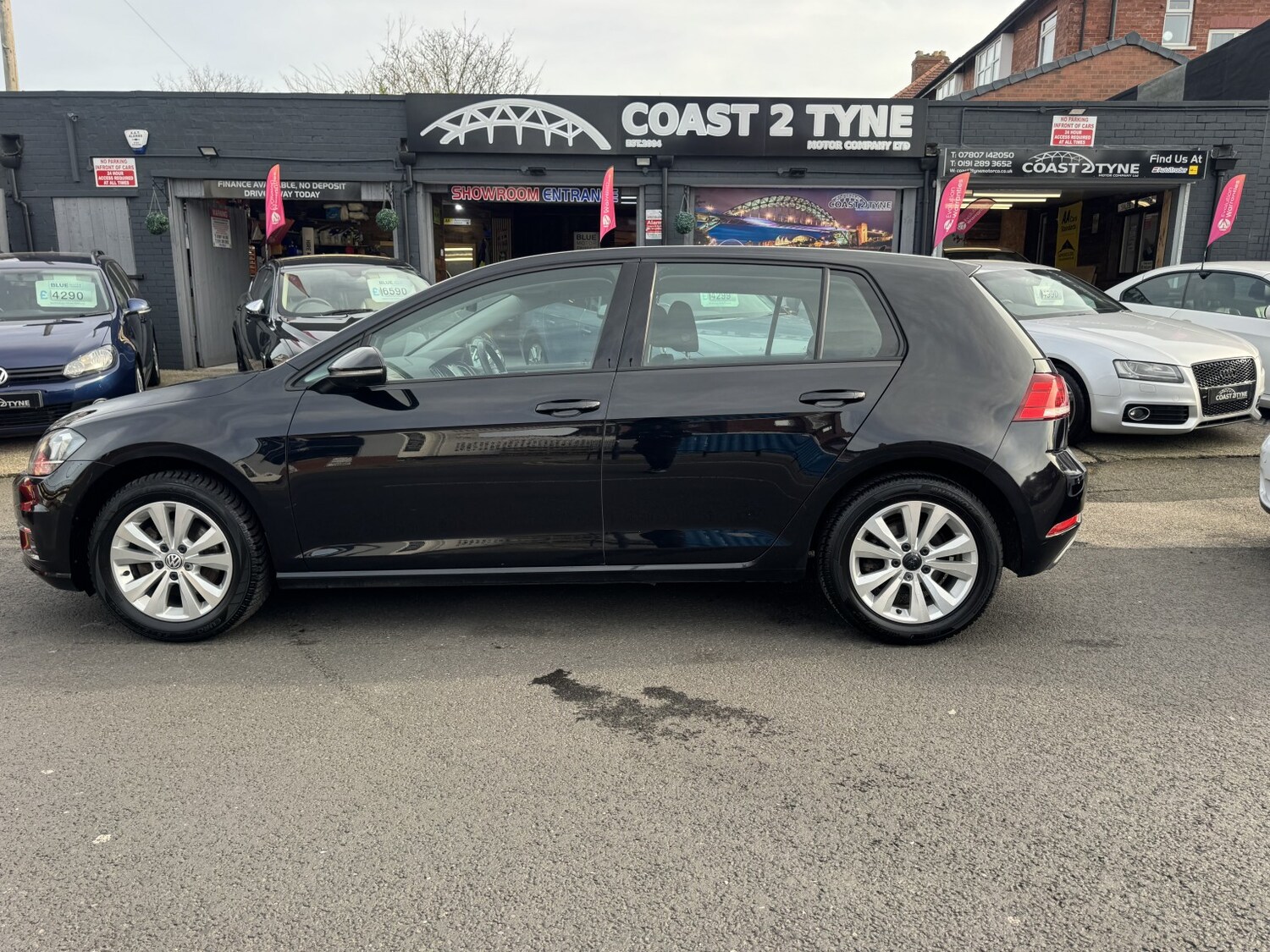 Used Volkswagen Golf 2017 for sale - 77945726: Photo 36