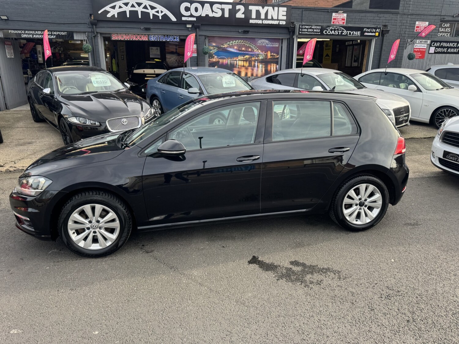 Used Volkswagen Golf 2017 for sale - 77945726: Photo 37