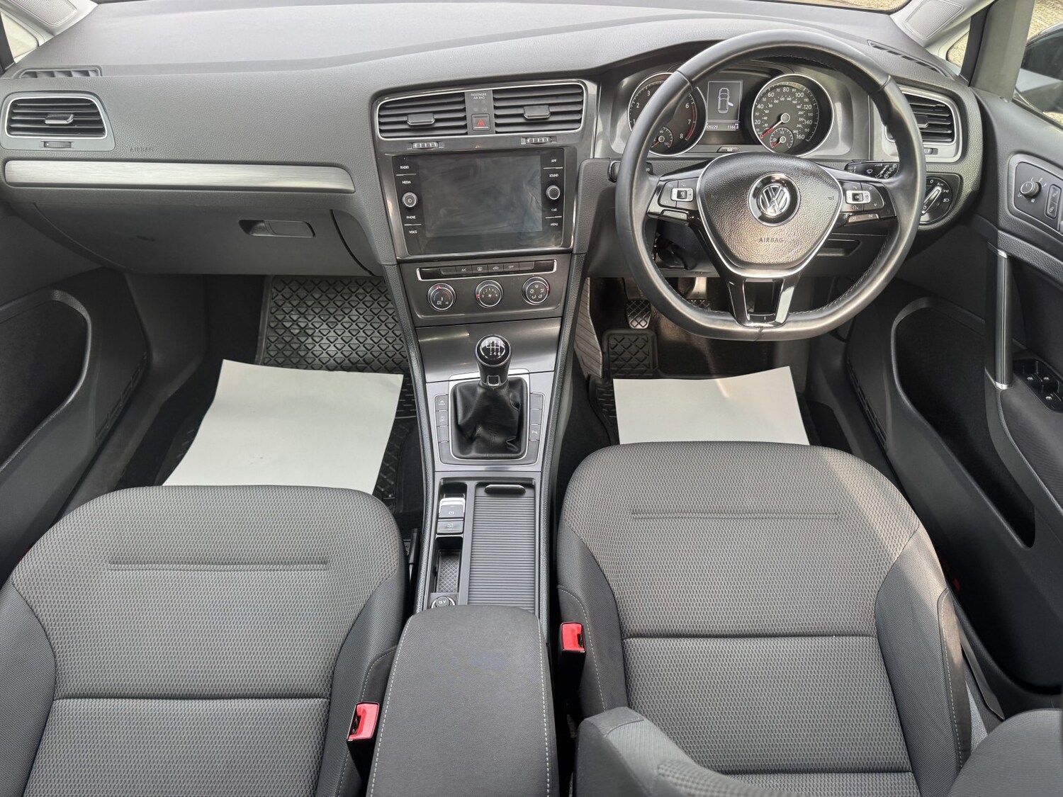 Used Volkswagen Golf 2017 for sale - 77945726: Photo 43