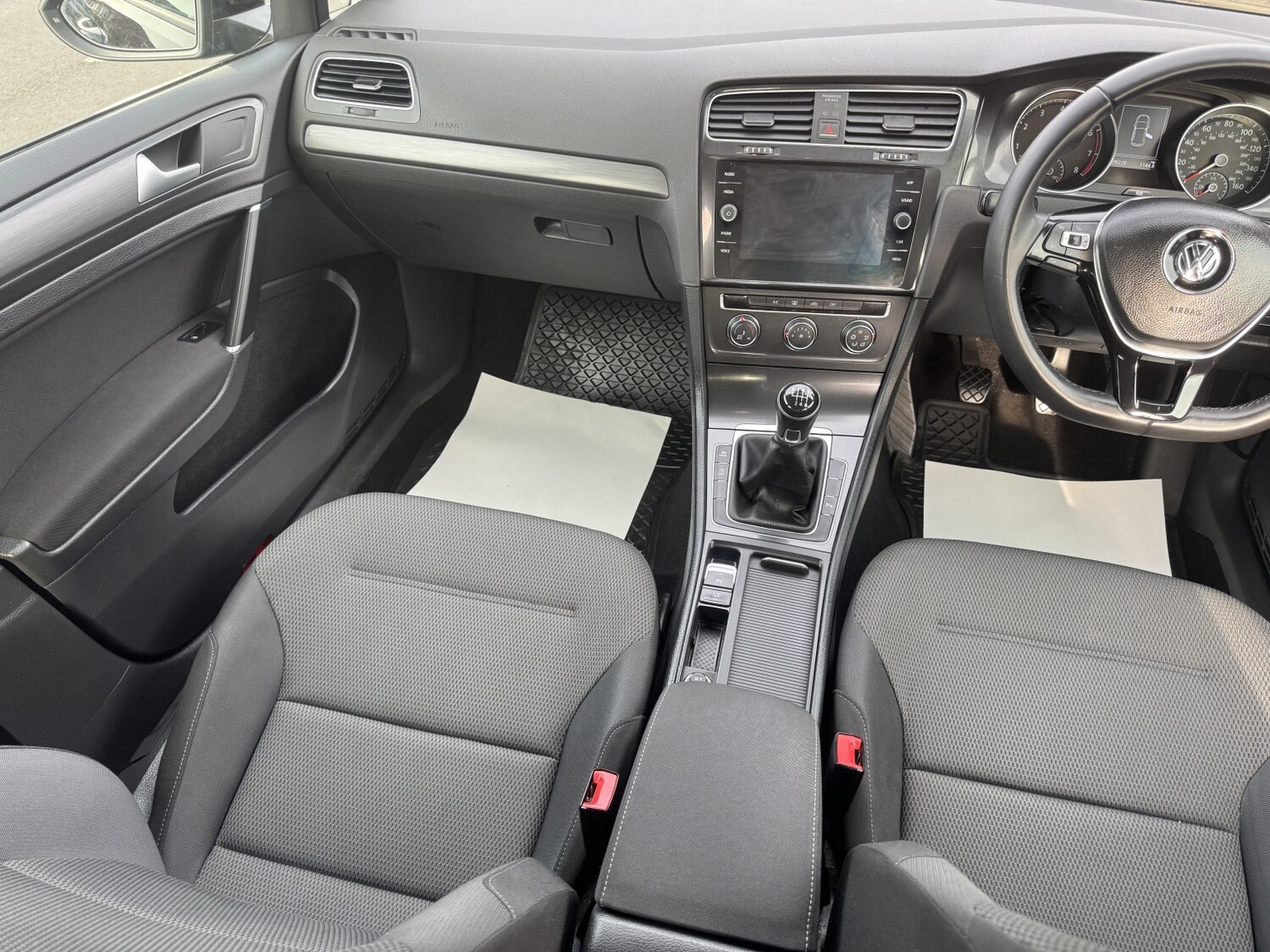 Used Volkswagen Golf 2017 for sale - 77945726: Photo 44