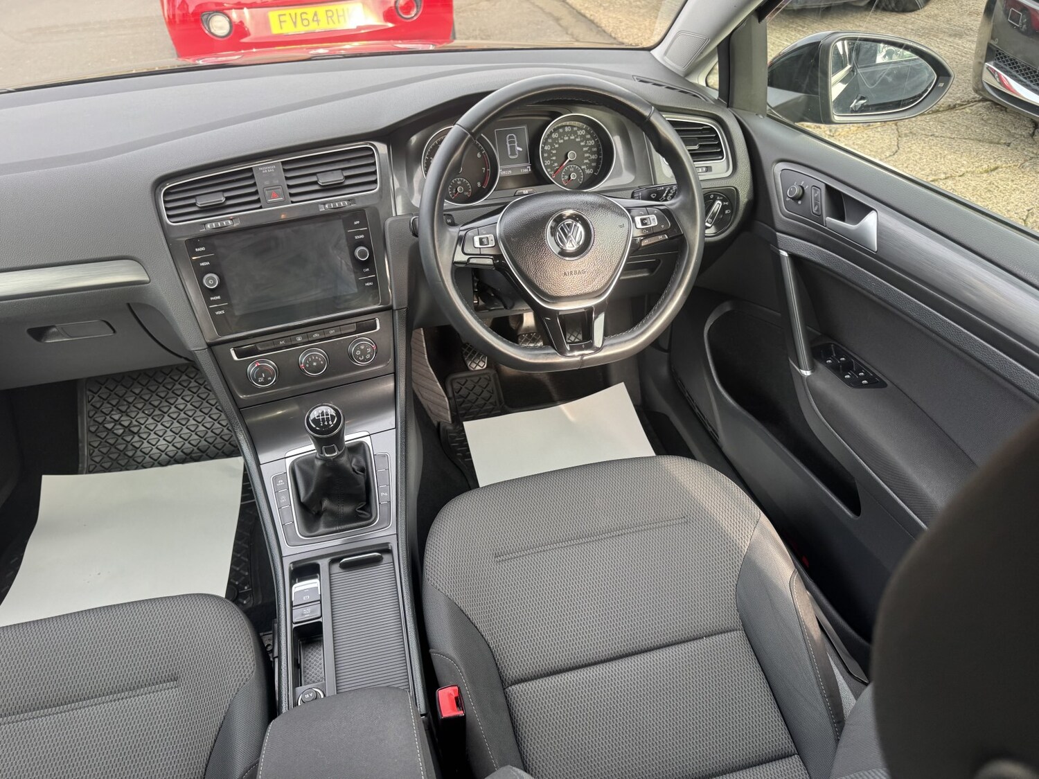 Used Volkswagen Golf 2017 for sale - 77945726: Photo 46