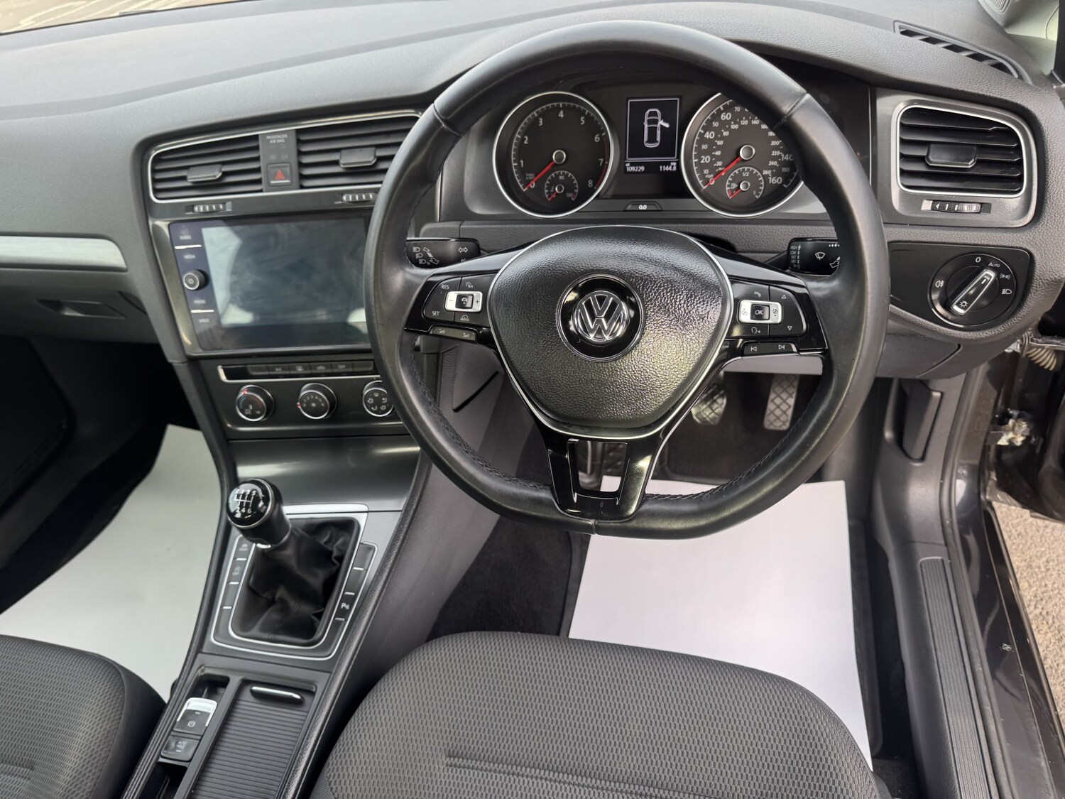 Used Volkswagen Golf 2017 for sale - 77945726: Photo 47