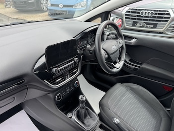 Used Ford Fiesta 2018 for sale - 78978514: Photo