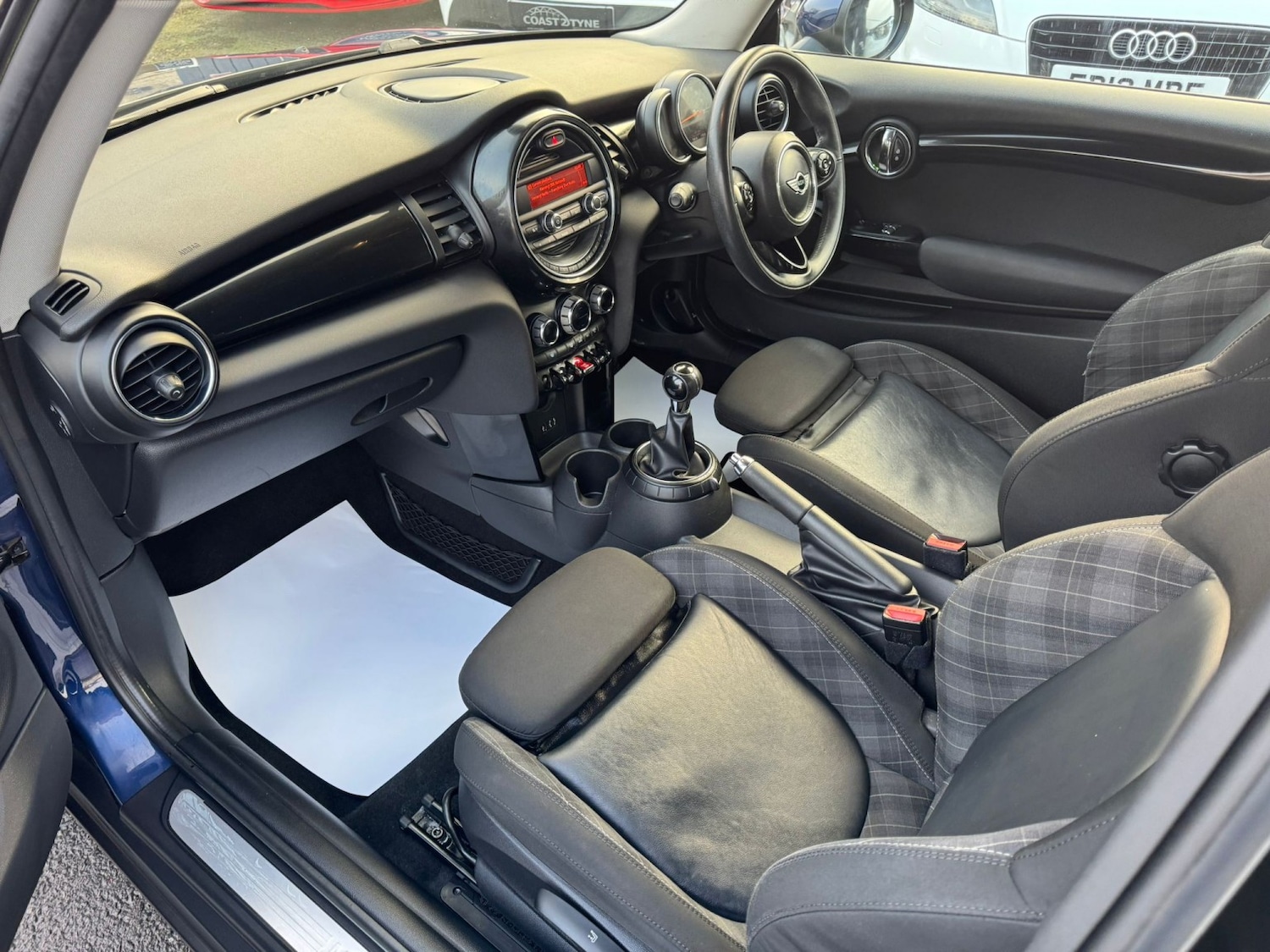 Used MINI Hatch 2014 for sale - 77027930: Photo 27