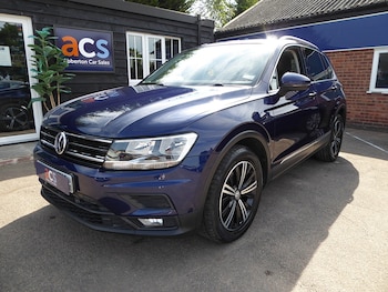 Volkswagen - Tiguan