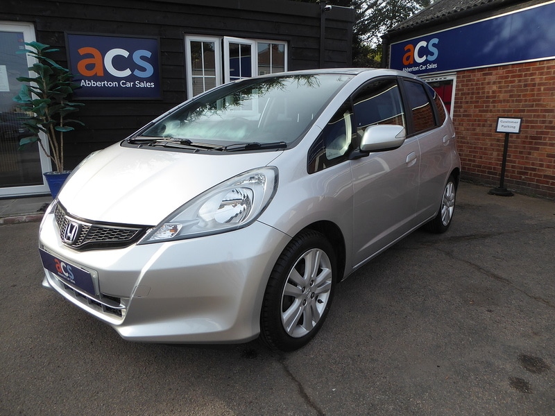 Used Honda Jazz 2015 for sale - 76143672: Photo 1