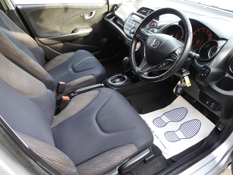 Used Honda Jazz 2015 for sale - 76143672: Photo 15