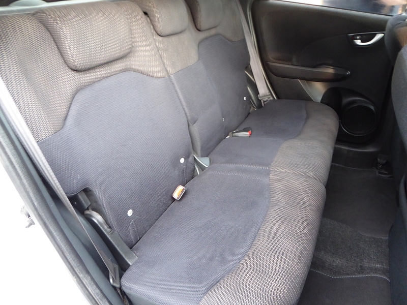 Used Honda Jazz 2015 for sale - 76143672: Photo 18