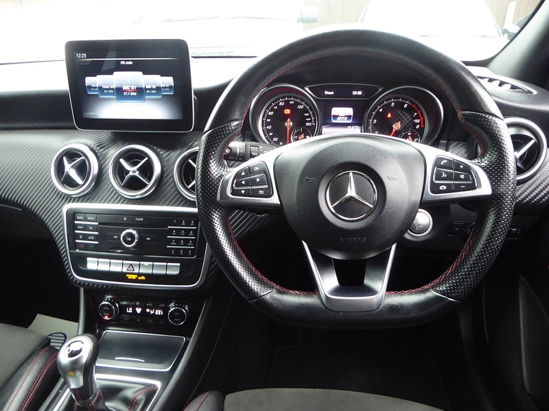 Used Mercedes-Benz A-Class 2017 for sale - 76784535: Photo 15