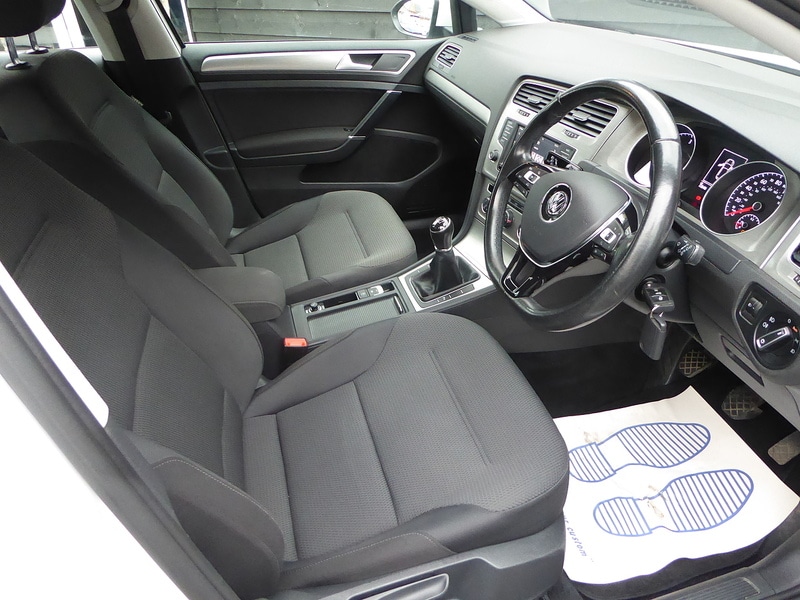 Used Volkswagen Golf 2016 for sale - 76547321: Photo 9