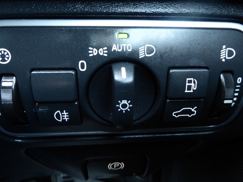 Used Volvo XC60 2016 for sale - 76643055: Photo 20