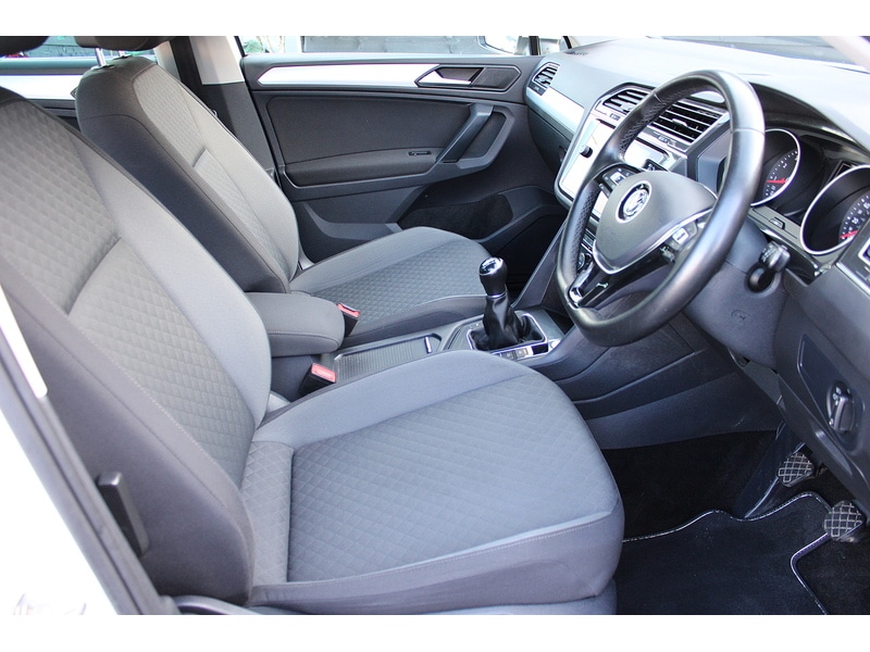 Used Volkswagen Tiguan 2019 for sale - 77521618: Photo 9