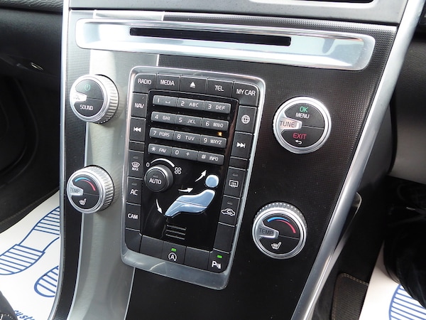Used Volvo XC60 2015 for sale - 76253215: Photo 17