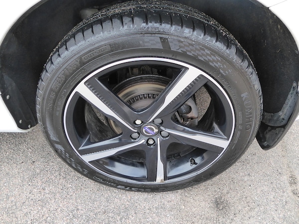 Used Volvo XC60 2015 for sale - 76253215: Photo 26