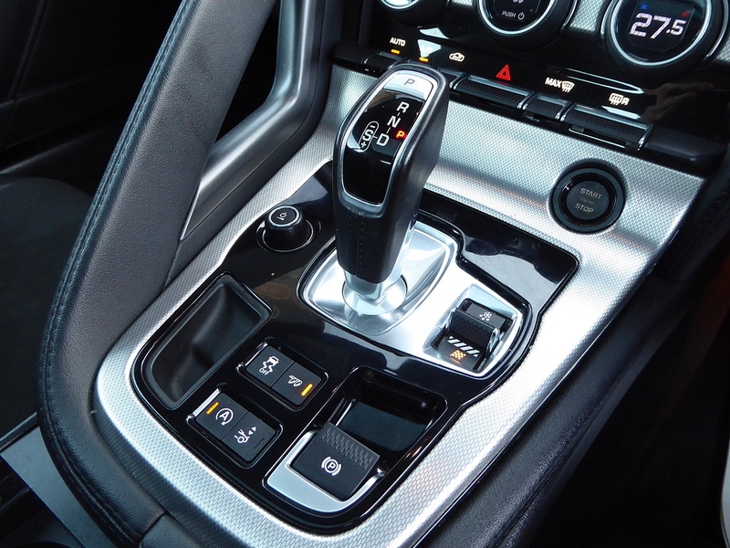 Used Jaguar F-Type 2016 for sale - 76368281: Photo 28