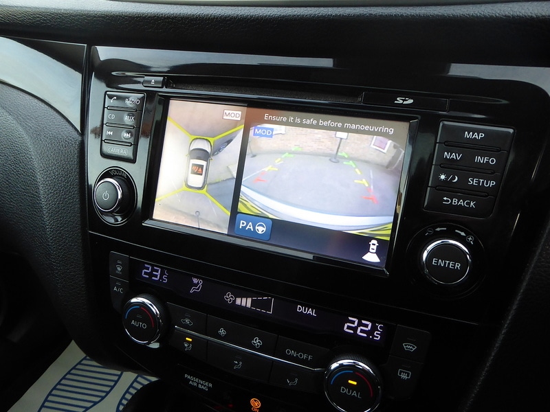 Used Nissan Qashqai 2015 for sale - 77024039: Photo 15