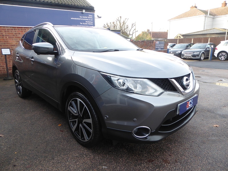 Used Nissan Qashqai 2015 for sale - 77024039: Photo 4