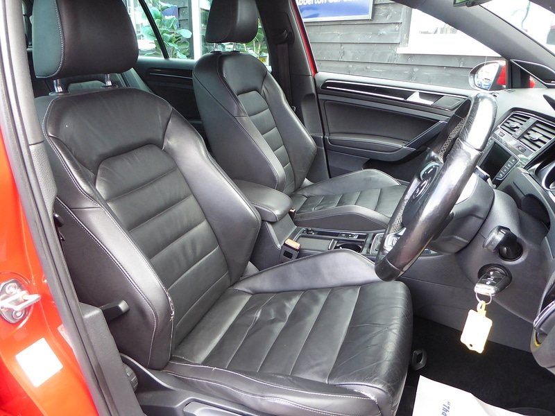 Used Volkswagen Golf 2014 for sale - 76029752: Photo 10
