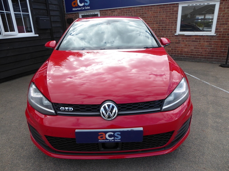 Used Volkswagen Golf 2014 for sale - 76029752: Photo 2