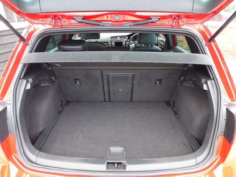 Used Volkswagen Golf 2014 for sale - 76029752: Photo 21