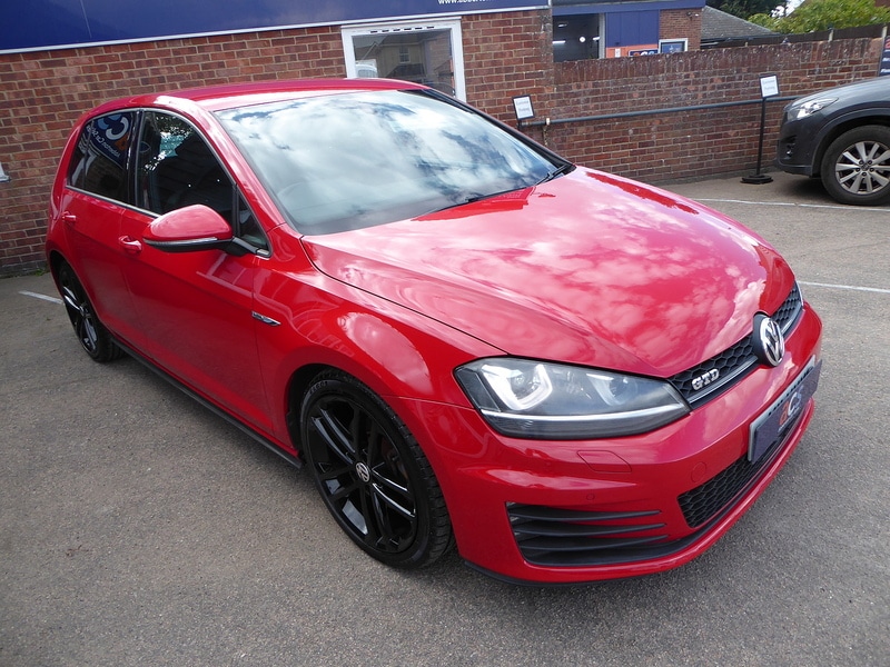 Used Volkswagen Golf 2014 for sale - 76029752: Photo 3