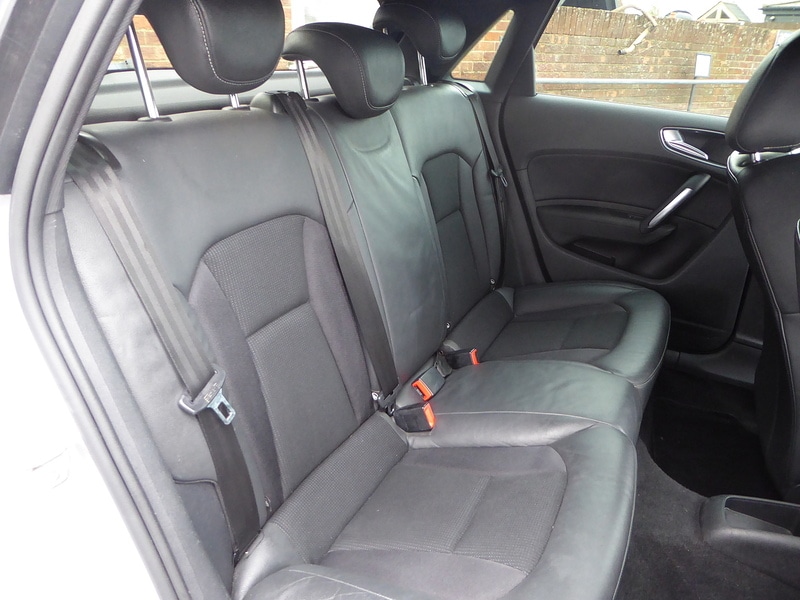 Used Audi A1 2015 for sale - 77172777: Photo 12