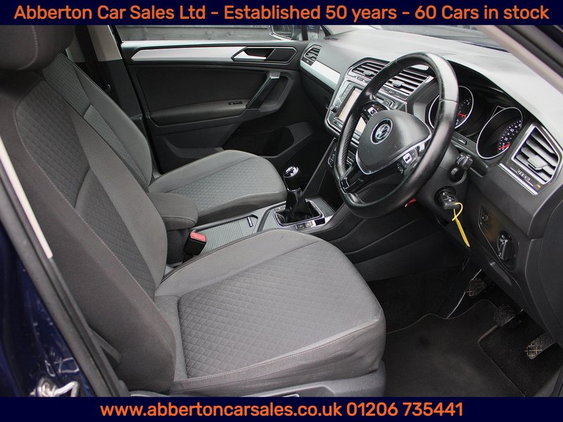 Used Volkswagen Tiguan 2017 for sale - 77609522: Photo 10