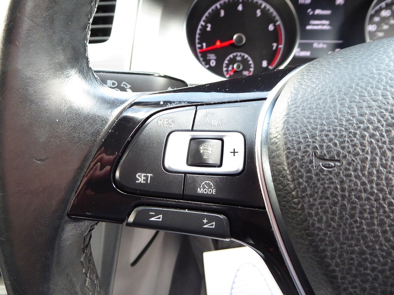 Used Volkswagen Golf 2014 for sale - 76330408: Photo 17