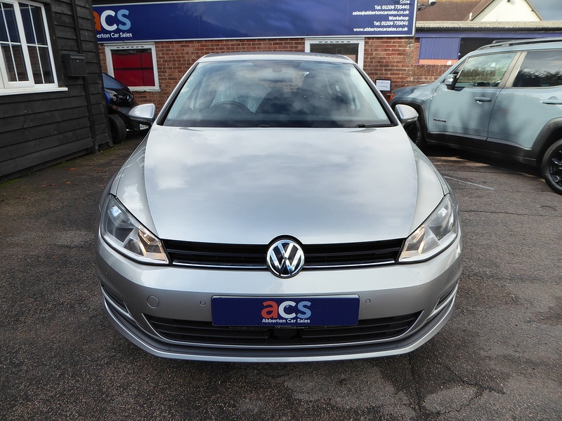 Used Volkswagen Golf 2014 for sale - 76330408: Photo 2
