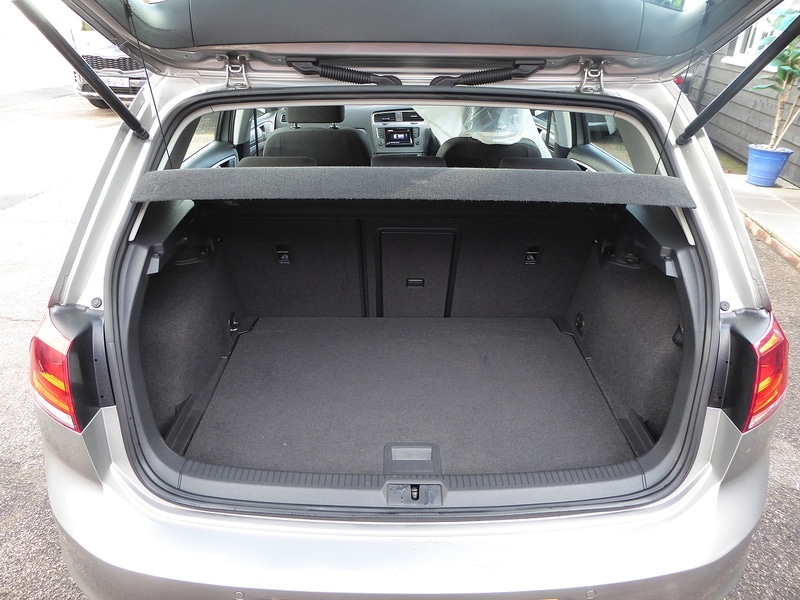Used Volkswagen Golf 2014 for sale - 76330408: Photo 23