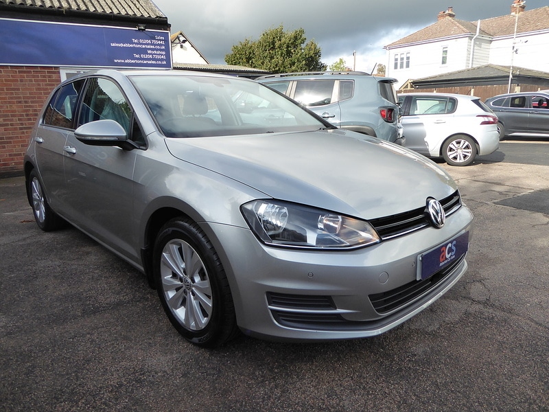 Used Volkswagen Golf 2014 for sale - 76330408: Photo 3