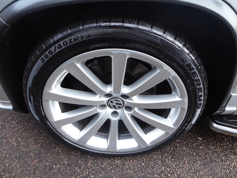 Used Volkswagen Tiguan 2011 for sale - 77024028: Photo 19