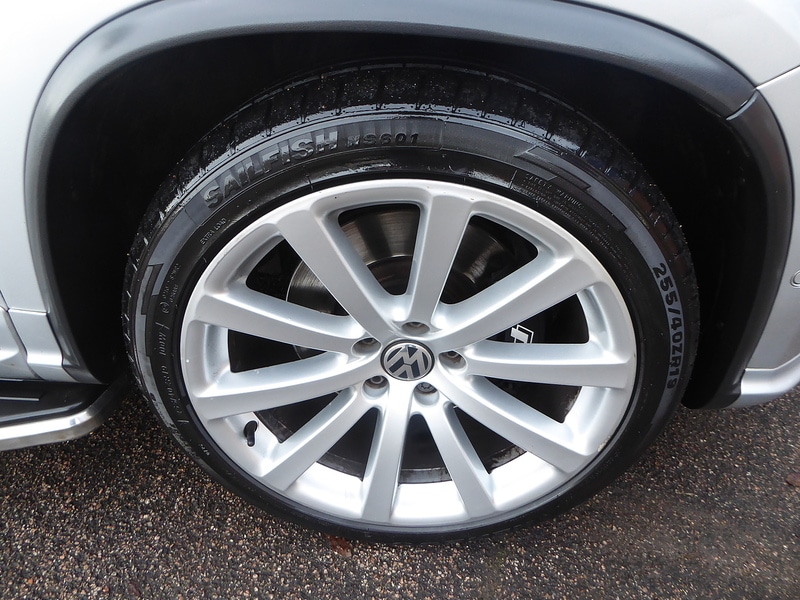 Used Volkswagen Tiguan 2011 for sale - 77024028: Photo 20