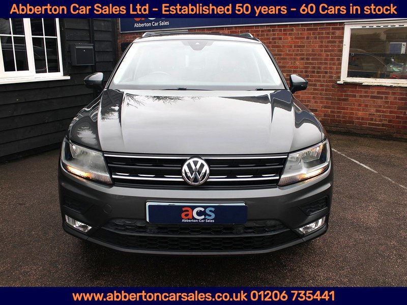 Used Volkswagen Tiguan 2017 for sale - 77543646: Photo 2