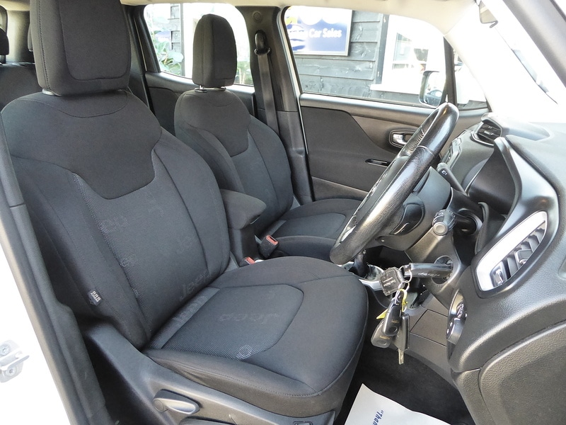 Used Jeep Renegade 2015 for sale - 76364443: Photo 10