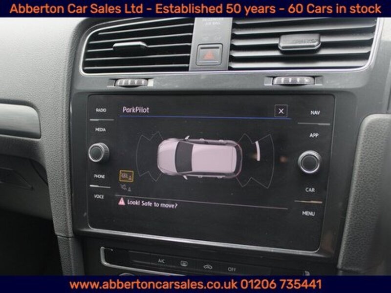 Used Volkswagen Golf 2017 for sale - 78154549: Photo 17