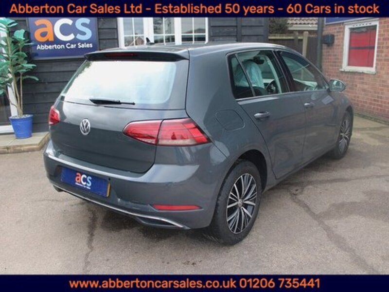 Used Volkswagen Golf 2017 for sale - 78154549: Photo 8