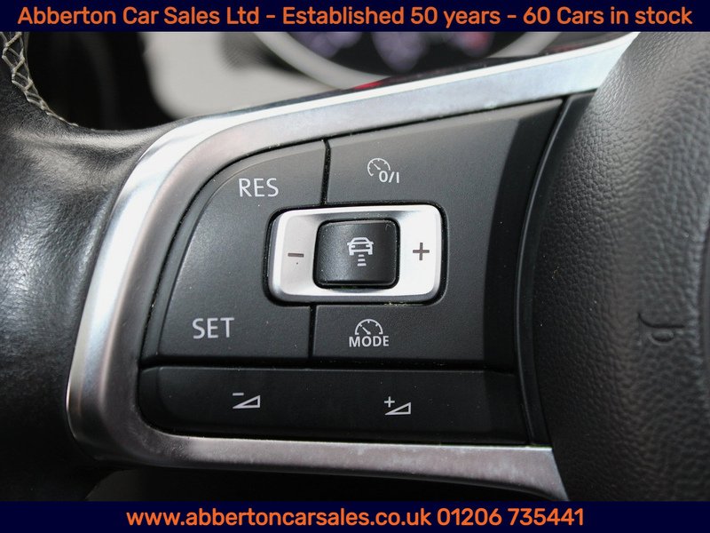 Used Volkswagen Golf 2016 for sale - 77591401: Photo 24